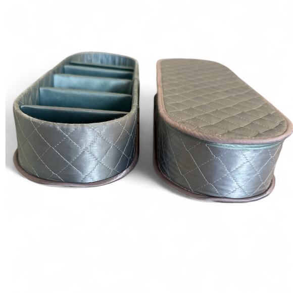 Set of 2 Vintage Kerk Guild Quilted Blue Satin Dresser Vanity Storage Boxes - Picture 6 of 8